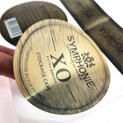 Wysokiej klasy opakowanie butelki z czerwonym winem Vinylowa naklejka z brązową etykietą do soku whisky