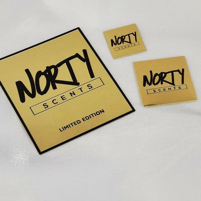 Dobra cena. Niestandardowy metalowy notatnik Perfum Nickel Label Transfer Embossed 3d Gold Metal Decal Sticker w Internecie